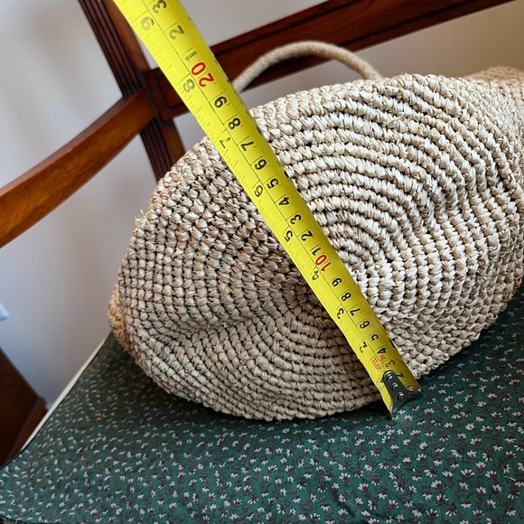 Embroidered Flamingo Raffia Tote - Handmade - Picture 8 of 12